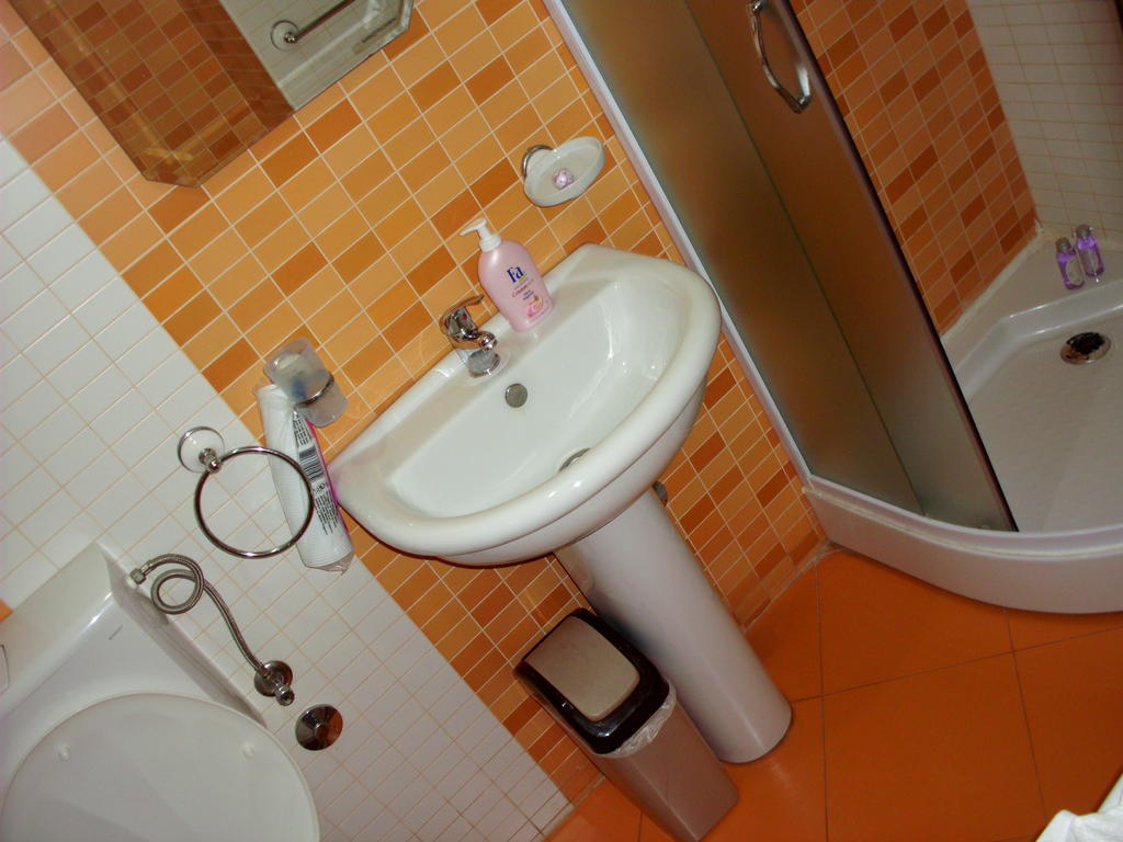 Apartments Bokan Cetinje Bilik gambar